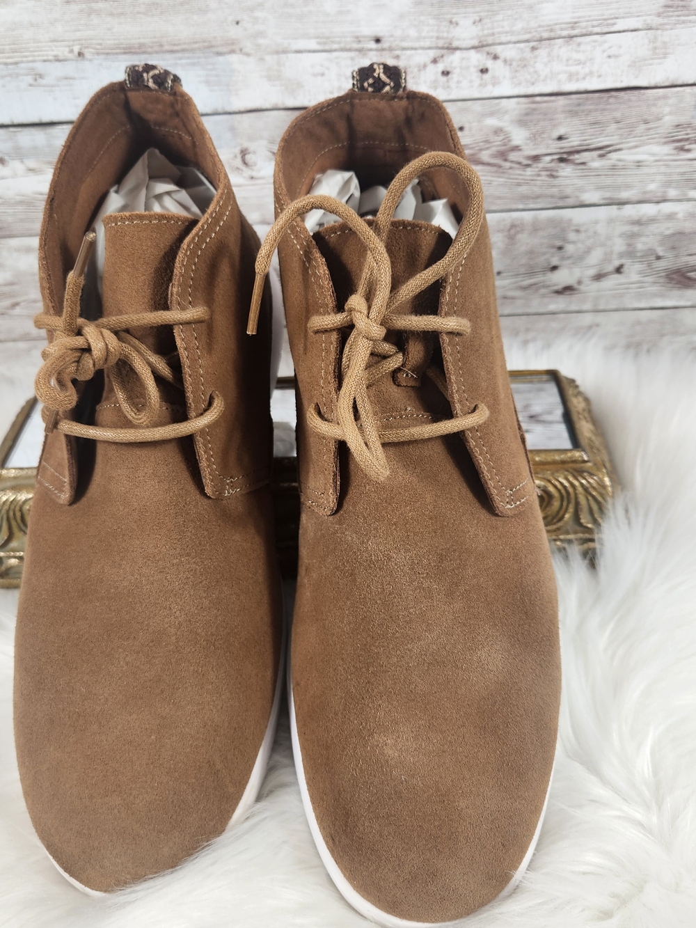 UGG Men's Tan Suede Chukka Sneakers - Picture 3 of 6